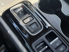 Used 2024  Honda Pilot Touring 2WD at CarloanExpress&period;Com near Hampton&comma; VA