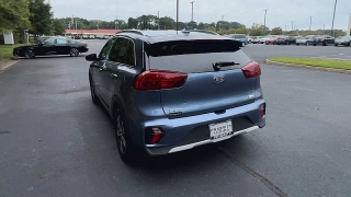 Used 2020  Kia Niro EX Premium FWD at CarloanExpress.Com near Hampton, VA