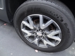 Used 2023  GMC Acadia FWD 4dr SLT at CarloanExpress&period;Com near Hampton&comma; VA