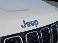Used 2019  Jeep Grand Cherokee Laredo E 4x4 at CarloanExpress&period;Com near Hampton&comma; VA
