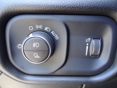 Used 2025  Ram 1500 Big Horn 4x4 Crew Cab 5'7" Box at CarloanExpress.Com near Hampton, VA