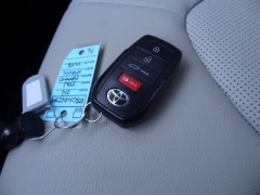 Used 2024  Toyota Grand Highlander AWD &lpar;Natl&rpar; at CarloanExpress&period;Com near Hampton&comma; VA