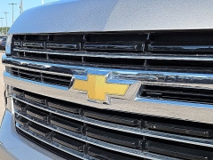 Used 2024  Chevrolet Suburban 4WD 4dr LT at CarloanExpress&period;Com near Hampton&comma; VA