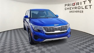 Used 2023  Kia Seltos LX IVT AWD at CarloanExpress.Com near Hampton, VA