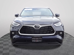 Used 2026  Toyota Highlander AWD &lpar;Natl&rpar; at CarloanExpress&period;Com near Hampton&comma; VA