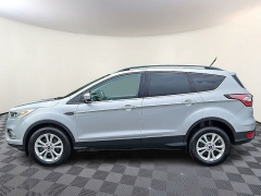 Used 2018  Ford Escape 4d SUV 4WD SEL at CarloanExpress&period;Com near Hampton&comma; VA