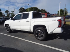Used 2025  Toyota Tacoma 4WD Double Cab Bed &lpar;Natl&rpar; at CarloanExpress&period;Com near Hampton&comma; VA