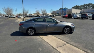 Used 2024  Nissan Altima 2&period;5 SV Sedan at CarloanExpress&period;Com near Hampton&comma; VA