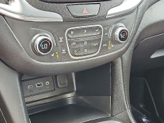 Used 2020  Chevrolet Equinox 4d SUV AWD LT w&sol;1LT at CarloanExpress&period;Com near Hampton&comma; VA