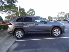Used 2019  Toyota RAV4 4d SUV FWD LE at CarloanExpress&period;Com near Hampton&comma; VA