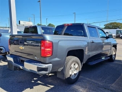 Used 2017  Chevrolet Silverado 1500 2WD Crew Cab 143.5" LT w/1LT at CarloanExpress.Com near Hampton, VA