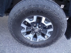 Used 2023  Toyota Tacoma 4WD Double Cab 5' Bed V6 &lpar;Natl&rpar; at CarloanExpress&period;Com near Hampton&comma; VA