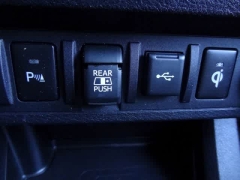 Used 2023  Toyota Tacoma 4WD Limited Double Cab 6ft Bed V6 AT at CarloanExpress&period;Com near Hampton&comma; VA