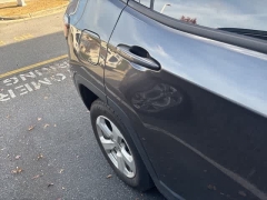 Used 2021  Jeep Compass Latitude 4x4 at CarloanExpress.Com near Hampton, VA