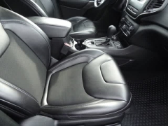 Used 2020  Jeep Cherokee Latitude Plus 4x4 at CarloanExpress&period;Com near Hampton&comma; VA