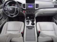 Used 2019  Honda Ridgeline Crew Cab AWD RTL at CarloanExpress&period;Com near Hampton&comma; VA