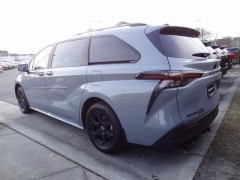 Used 2025  Toyota Sienna AWD 7-Passenger &lpar;Natl&rpar; at CarloanExpress&period;Com near Hampton&comma; VA