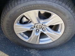 Used 2022  Toyota RAV4 Hybrid LE AWD at CarloanExpress.Com near Hampton, VA