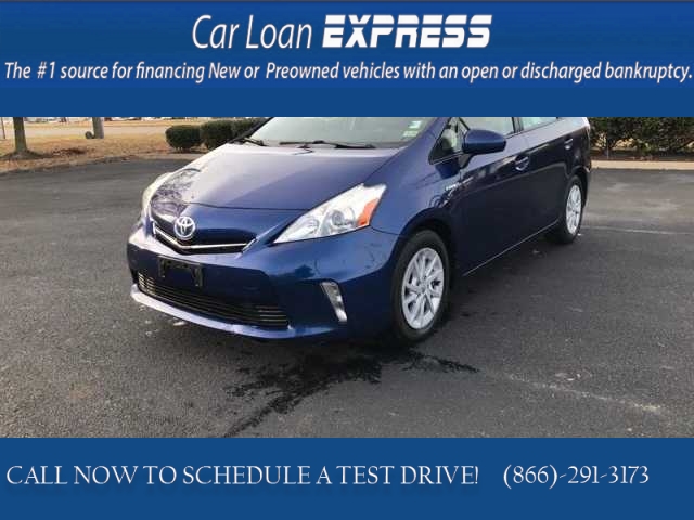 Used 2014  Toyota Prius v 5dr Wgn (Natl) at CarloanExpress.Com near Hampton, VA