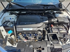 Used 2017  Honda Accord Sedan 4d Touring at CarloanExpress&period;Com near Hampton&comma; VA