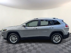 Used 2019  Jeep Cherokee Latitude 4x4 at CarloanExpress&period;Com near Hampton&comma; VA