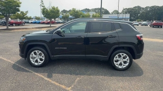 Used 2024  Jeep Compass Latitude 4x4 at CarloanExpress&period;Com near Hampton&comma; VA
