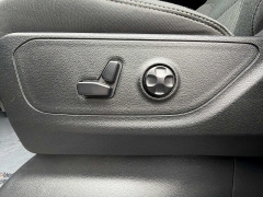 Used 2020  Ram 1500 Big Horn 4x4 Crew Cab 5'7" Box at CarloanExpress.Com near Hampton, VA