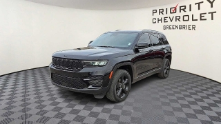 Used 2024  Jeep Grand Cherokee Altitude 4x4 at CarloanExpress&period;Com near Hampton&comma; VA