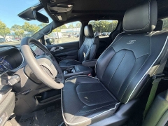 Used 2026  Chrysler Pacifica Limited FWD at CarloanExpress&period;Com near Hampton&comma; VA