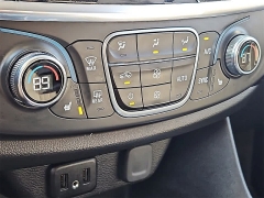 Used 2020  Chevrolet Traverse 4d SUV FWD LT Cloth w&sol;1LT at CarloanExpress&period;Com near Hampton&comma; VA