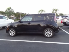 Used 2025  Kia Soul LX FWD at CarloanExpress&period;Com near Hampton&comma; VA