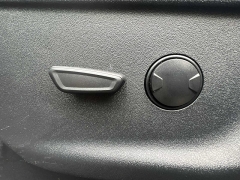 Used 2024  Ford F-150 XLT 4WD SuperCrew 5.5' Box at CarloanExpress.Com near Hampton, VA