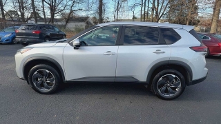 Used 2024  Nissan Rogue FWD SV at CarloanExpress&period;Com near Hampton&comma; VA