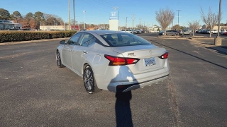 Used 2024  Nissan Altima 2&period;5 SV Sedan at CarloanExpress&period;Com near Hampton&comma; VA