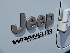Used 2018  Jeep Wrangler Unlimited 4d SUV 4WD Sahara at CarloanExpress&period;Com near Hampton&comma; VA