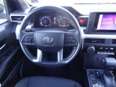 Used 2024  Toyota Tacoma 4WD Double Cab Bed &lpar;Natl&rpar; at CarloanExpress&period;Com near Hampton&comma; VA