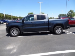 Used 2019  Chevrolet Silverado 1500 4WD Crew Cab 147" RST at CarloanExpress&period;Com near Hampton&comma; VA