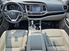 Used 2019  Toyota Highlander Limited V6 AWD &lpar;Natl&rpar; at CarloanExpress&period;Com near Hampton&comma; VA
