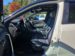 Used 2022  Toyota RAV4 Hybrid XSE AWD at CarloanExpress.Com near Hampton, VA