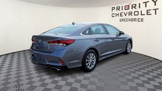 Used 2018  Hyundai Sonata 4d Sedan Eco at CarloanExpress&period;Com near Hampton&comma; VA