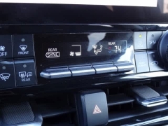 Used 2023  Toyota Highlander Hybrid LE FWD at CarloanExpress&period;Com near Hampton&comma; VA