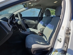 Used 2016  Chevrolet Cruze Limited 4d Sedan LT w&sol;1LT Auto at CarloanExpress&period;Com near Hampton&comma; VA