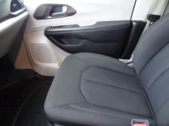 Used 2018  Chrysler Pacifica 4d Wagon Touring Plus at CarloanExpress&period;Com near Hampton&comma; VA