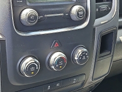 Used 2019  Ram 1500 Classic Tradesman 4x4 Crew Cab 5'7" Box at CarloanExpress&period;Com near Hampton&comma; VA