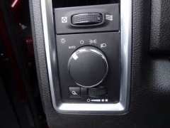 Used 2022  Ram 1500 Classic SLT 4x4 Crew Cab 5'7" Box at CarloanExpress&period;Com near Hampton&comma; VA