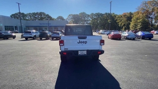 Used 2023  Jeep Gladiator Sport S 4x4 at CarloanExpress.Com near Hampton, VA