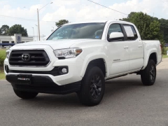 Used 2023  Toyota Tacoma 2WD Double Cab 5' Bed I4 AT &lpar;Natl&rpar; at CarloanExpress&period;Com near Hampton&comma; VA