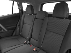 Used 2017  Toyota RAV4 4d SUV FWD LE at CarloanExpress&period;Com near Hampton&comma; VA