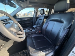 Used 2024  Jeep Grand Cherokee 4xe 4x4 at CarloanExpress&period;Com near Hampton&comma; VA