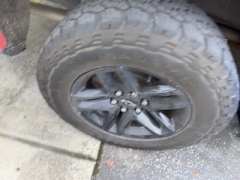 Used 2019  Chevrolet Silverado 1500 4WD Crew Cab 147" LT Trail Boss at CarloanExpress.Com near Hampton, VA